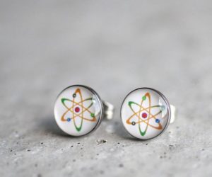 Atom nemesacél pötty fülbevaló (fehér)