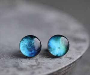 kekeszöld világűr nemesacél fülbevalók - Övcsatbolt