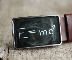 Relativitás elmélet szögletes övcsat (2)
