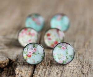 Rózsa nemesacél pötty fülbevalók