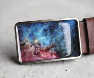 Türkiz-pink világűr szögletes övcsat