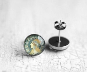 Mucha: Zodiákus orvosi acél pötty fülbevalók - Övcsatbolt