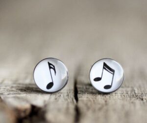 Hangjegy nemesacél fülbevalók - Övcsatbolt