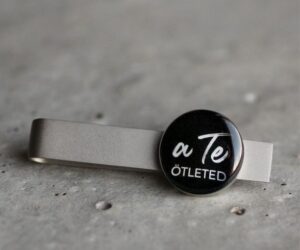 Egyedi orvosi acél nyakkendőtű - Övcsatbolt