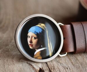 leány gyöngy fülbevalóval kerek övcsat - Övcsatbolt