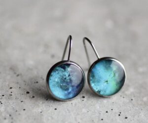 Zöldeskék világűr nemesacél akasztós fülbevalók - Övcsatbolt